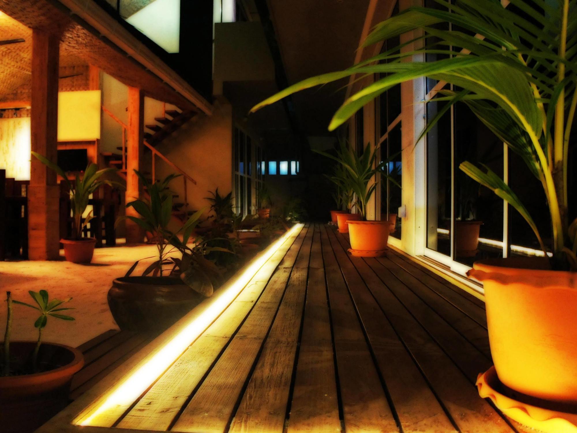 Narnia Maldives Hotel Maafushi Eksteriør billede